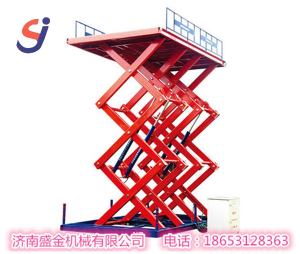 操作升降機要確保周圍環境的安全性(圖3) \